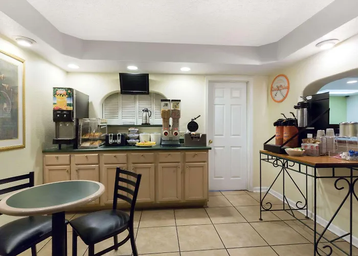 Howard Johnson By Wyndham 2* Tallahassee